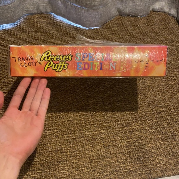 Travis Scott Cereal - Picture 2 of 4